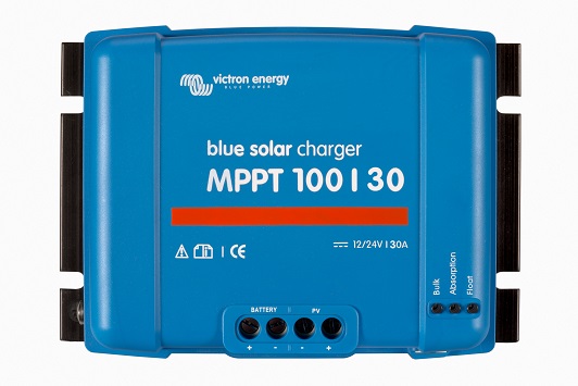 MPPT regulátor Victron Energy 100/30 Robustní a rychlý MPPT regulátor pro náročné podmínky s napětím panelů až 100 V, maximální nabíjecí proud 30 A. Baterie 12/24V, FV max 440/880Wp. Plná záruka 5 let.