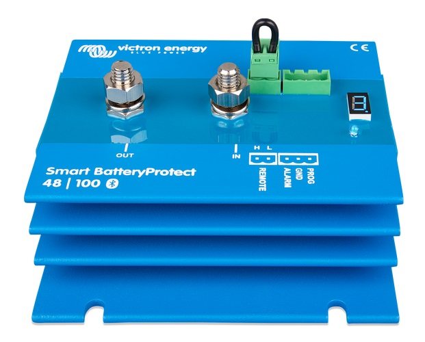 Ochrana baterií Smart BP-100 48V Odpojovač spotřebičů jako ochrana proti hlubokému vybití baterie. Maximální proud zátěže 100 A. Integrovaný Bluetooth pro jednoduché nastavení.